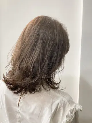 ミディアム カラー レイヤーカット/ 火ノ見🪡のヘアスタイル