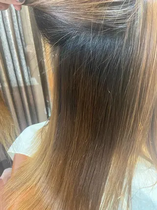 ロング 瀧下 唯のヘアスタイル