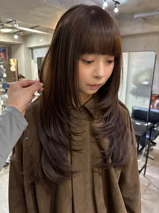 ロング レイヤーカット\ウル フ　chinatsuのヘアスタイル