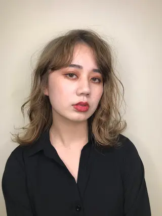 ミディアム レイヤーウルフ エクステ磯部のヘアスタイル