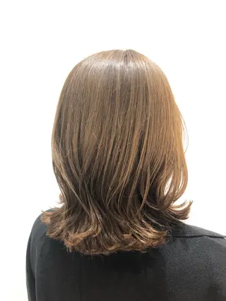 ミディアム 坂本 実沙季のヘアスタイル