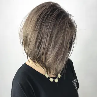 ショート カラー LUSTRE クロサワのヘアスタイル
