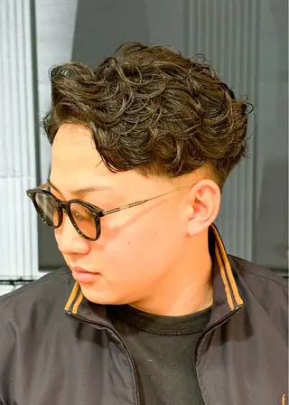 ショート パーマ メンズ DAD　BARBERSHOP所属・三宮メンズカット ヨシイッキのヘアスタイル