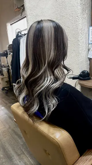 カラー 杉野 まみのヘアスタイル