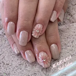 ネイル MAKANA所属・鈴木 ユニのネイルデザイン