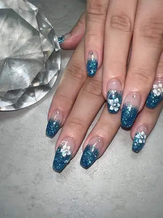 ネイル A iのネイルデザイン