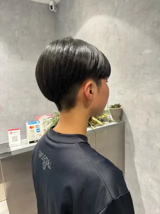 ショート HEDI所属・茨木 まひろのヘアスタイル