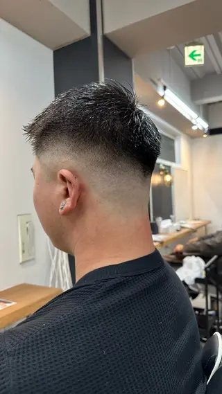 メンズ 律喜/パーマ /メンズ/フェードのヘアスタイル