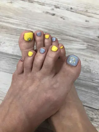 ネイル 艶髪／艶カラー 🕊️MAKIKOのヘアスタイル