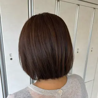ミディアム Iris by artina 武蔵小杉店【イリス バイ アルティナ】所属・🎼レイヤー/顔周り カット/nene♬のヘアスタイル