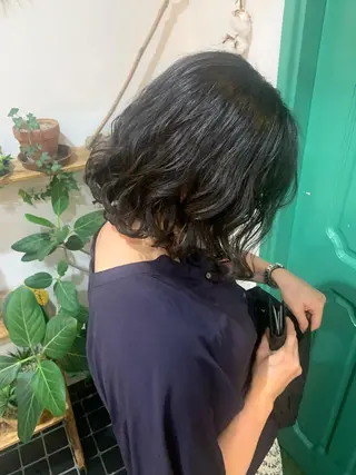 ショート パーマ 佐藤 美咲のヘアスタイル