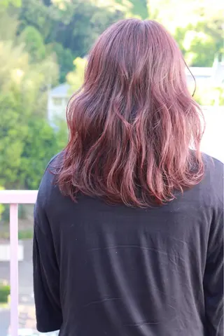 セミロング カラー Viage （ビアージュ）のヘアスタイル