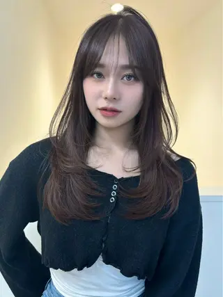 ロング カラー ヘアアレンジ momo /レイヤーカットのヘアスタイル