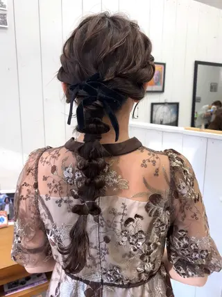 ヘアアレンジ Ann./艶髪 /レイヤーカットのヘアスタイル