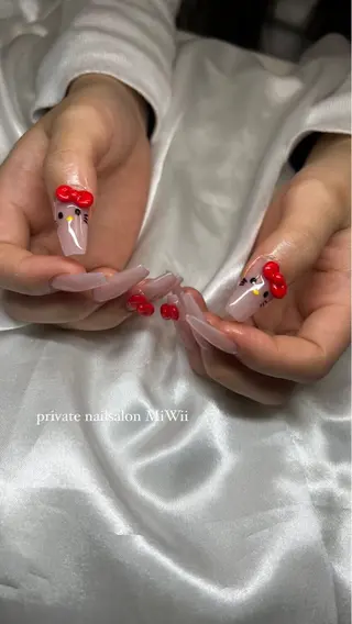 ネイル 𝐧𝐚𝐢𝐥 𝐌𝐢𝐖𝐢𝐢のネイルデザイン