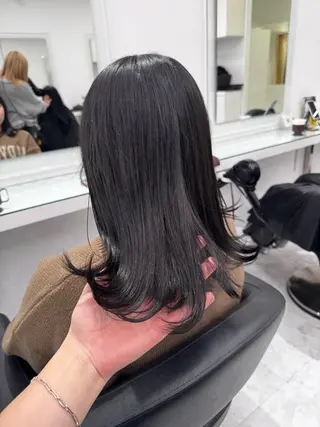 ロング カラー 透け上品ハイトーン 職人ゆうと🤍のヘアスタイル