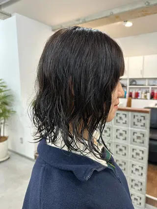 ミディアム パーマ カイリ /レイヤーカットのヘアスタイル