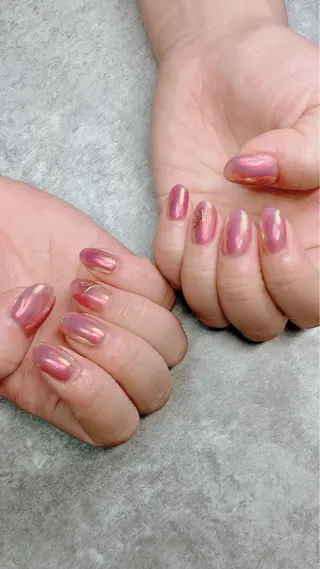 ネイル haleyume所属・shino🌟 痛ネイルのネイルデザイン