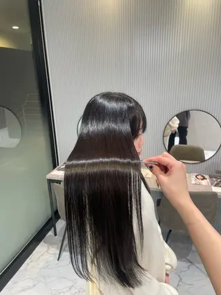 ロング RAF Sakuraのヘアスタイル
