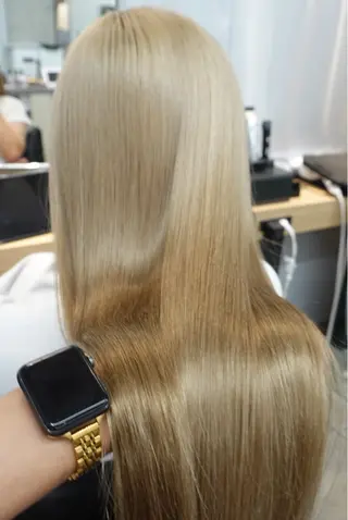 ロング leo/ロング／ レイヤーカット⛈️のヘアスタイル