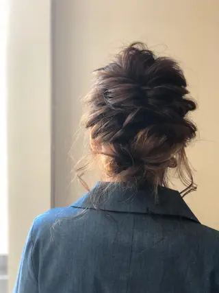 ロング ヘアアレンジ ブリーチカラー🌈 石垣翔太のヘアスタイル