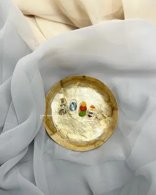 ネイル 𝐠𝐨𝐫𝐢 𝐧𝐚𝐢𝐥のネイルデザイン