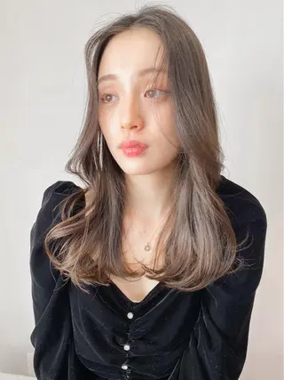 セミロング カラー kohana 🎀韓国ヘア🎀🤍のヘアスタイル