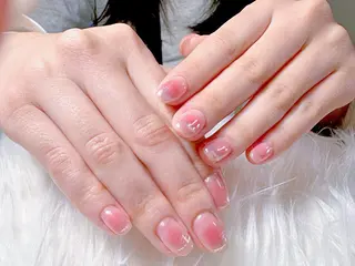 ネイル NekoNailsalon所属・グエン アンのネイルデザイン