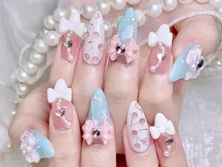 ネイル Hanya 🌈のネイルデザイン