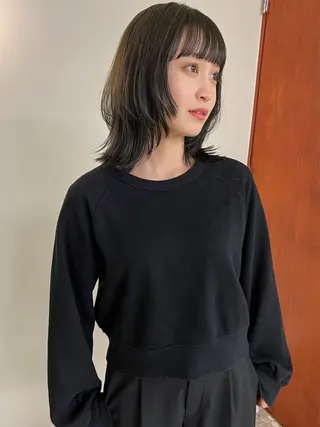 ミディアム カラー 小林 美咲のヘアスタイル