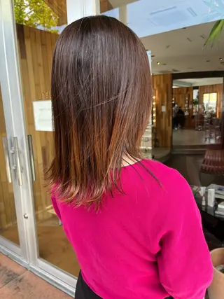 ミディアム TAKAHASHI REIKAのヘアスタイル