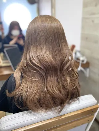 セミロング THESALONS所属・🤍ブリーチカラー /寄田龍樹🤍のヘアスタイル