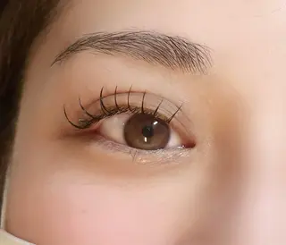 マツエク・マツパ MEPP所属・ひがしの ももかのマツエク・マツパデザイン