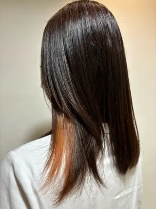 ミディアム イナイ ハルカのヘアスタイル