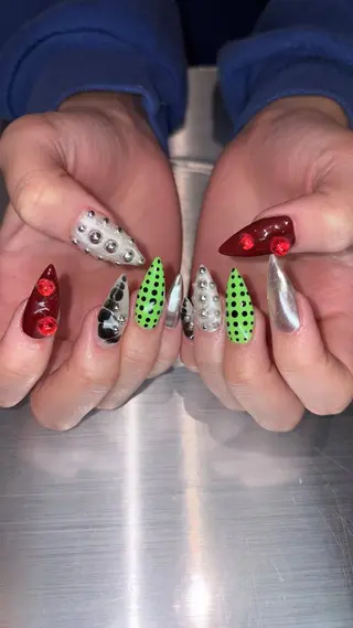 ネイル 👽個性派ネイル🎀 komachiのマツエク・マツパデザイン