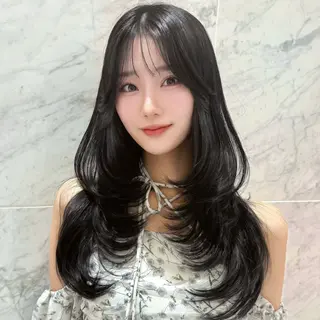 ミディアム カラー モテ韓国ヘア/ レイヤー🤍RIKAのヘアスタイル