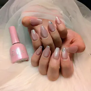 ネイル Lycka VALLAのネイルデザイン