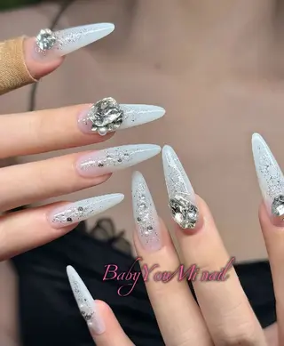 ネイル Oomiya 服部のネイルデザイン