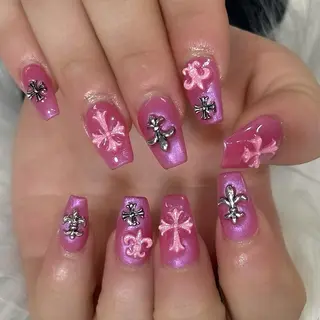 ネイル ❤️💛🩵京橋 痛ネイル⭐️3Dのネイルデザイン