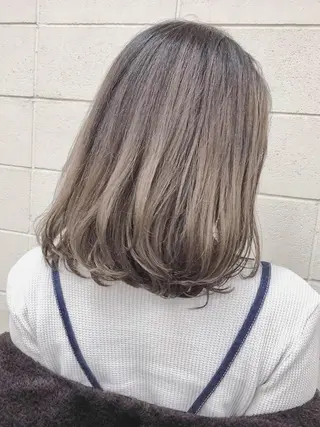 カラー ショート・ボブ 徳竹淳一のヘアスタイル
