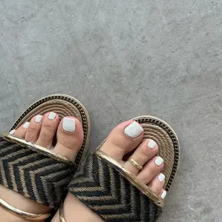 ネイル NEO Beauty Salon所属・𝐍𝐄𝐎 𝐉𝐔𝐑𝐈のネイルデザイン