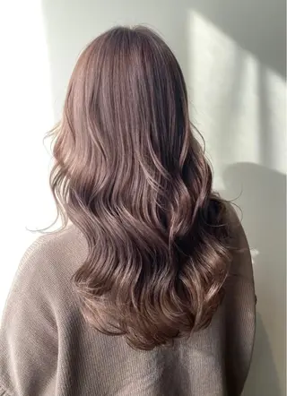 セミロング カラー 🎨デザイン🥇 美髪・艶髪　日暮千敬のヘアスタイル