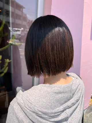 ミディアム カラー れいな🌼 ボブ･艶カラー🌼のヘアスタイル