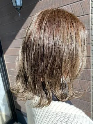 ミディアム カラー パーマ Kobayashi ハイライト/ショートのヘアスタイル