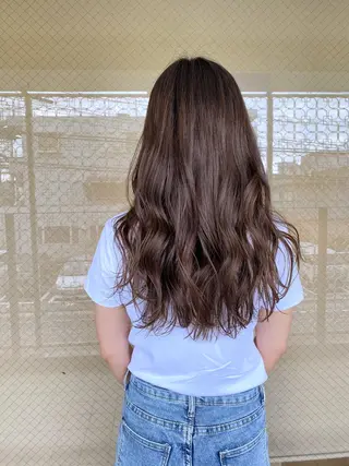 ロング カラー 進 詩織のヘアスタイル