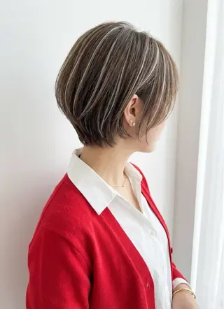 ショート カラー デュファブル　高橋 慶一のヘアスタイル