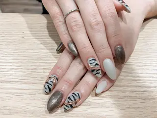 ネイル NAIL Salon IP所属・長谷川 奈緒美のネイルデザイン