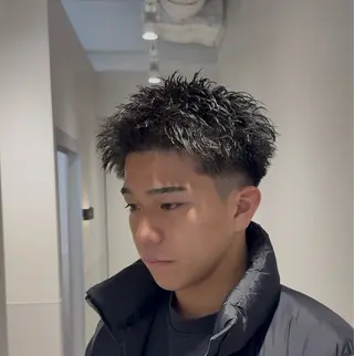 パーマ メンズ SALOWIN梅田茶屋町North店所属・岡田/メンズ特化/パ ーマ&ショートのプロのヘアスタイル