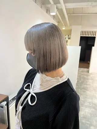 ショート カラー ケアブリーチ/ili 村上佳那多のヘアスタイル