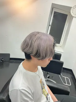 ミディアム カラー Vis-a-Vis志村坂上所属・段下 航一郎のヘアスタイル